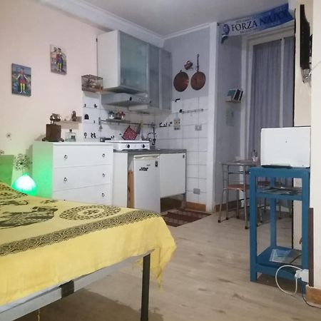 Salotto Partenopeo Napels Buitenkant foto