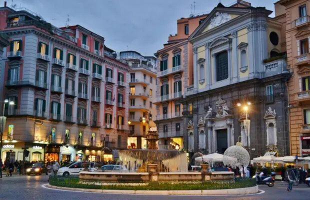 Salotto Partenopeo Napels Buitenkant foto