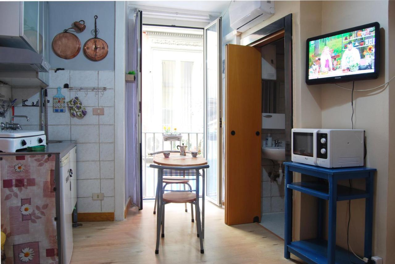 Salotto Partenopeo Napels Buitenkant foto