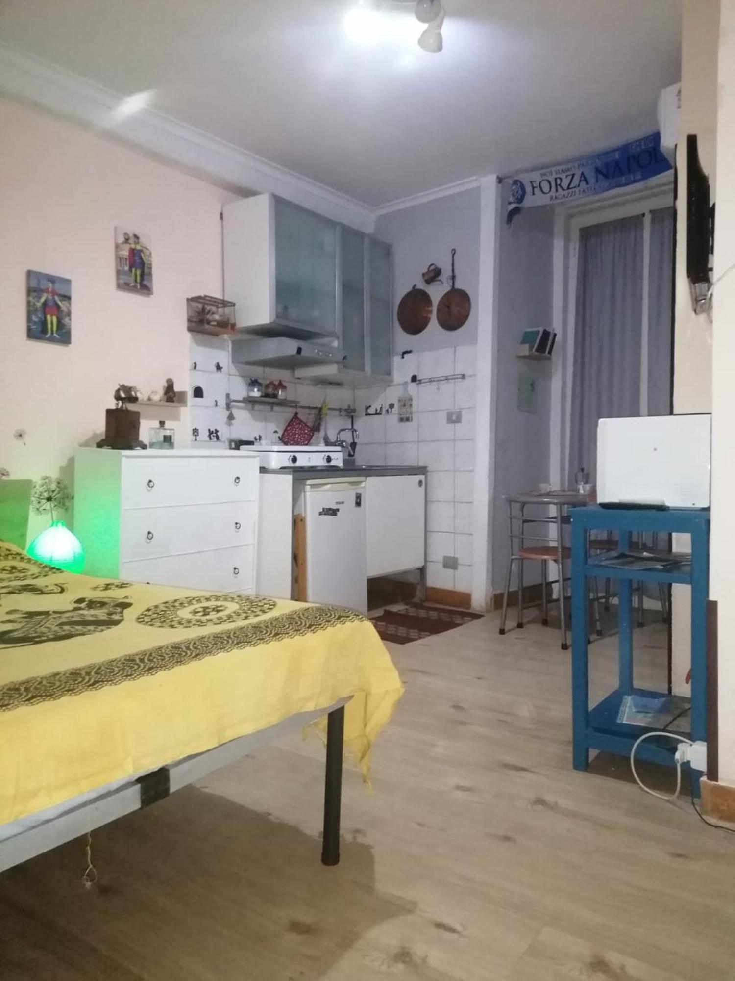 Salotto Partenopeo Napels Buitenkant foto